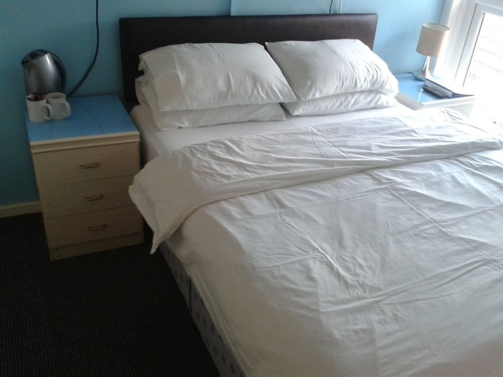 Friends Hotel Μπλάκπουλ Εξωτερικό φωτογραφία