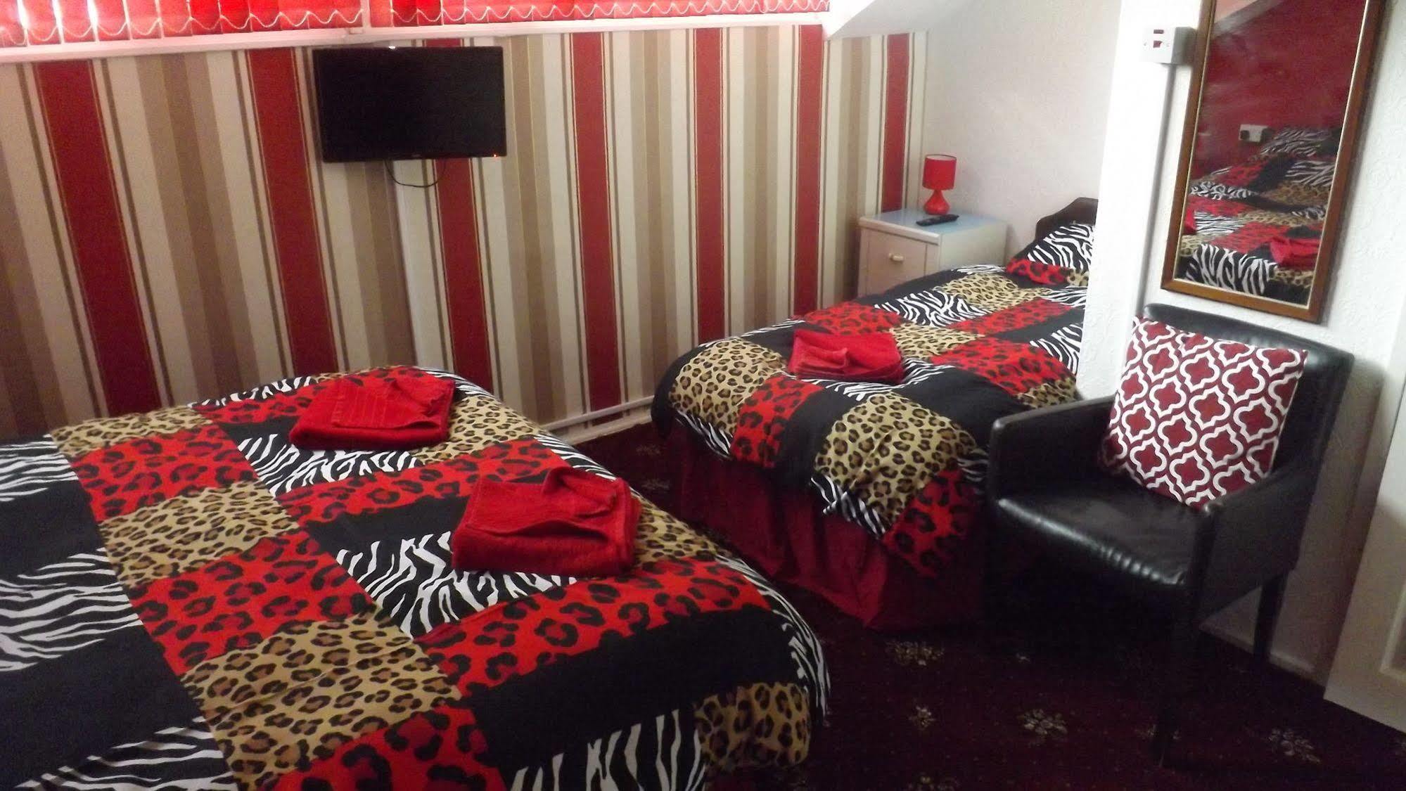 Friends Hotel Μπλάκπουλ Εξωτερικό φωτογραφία